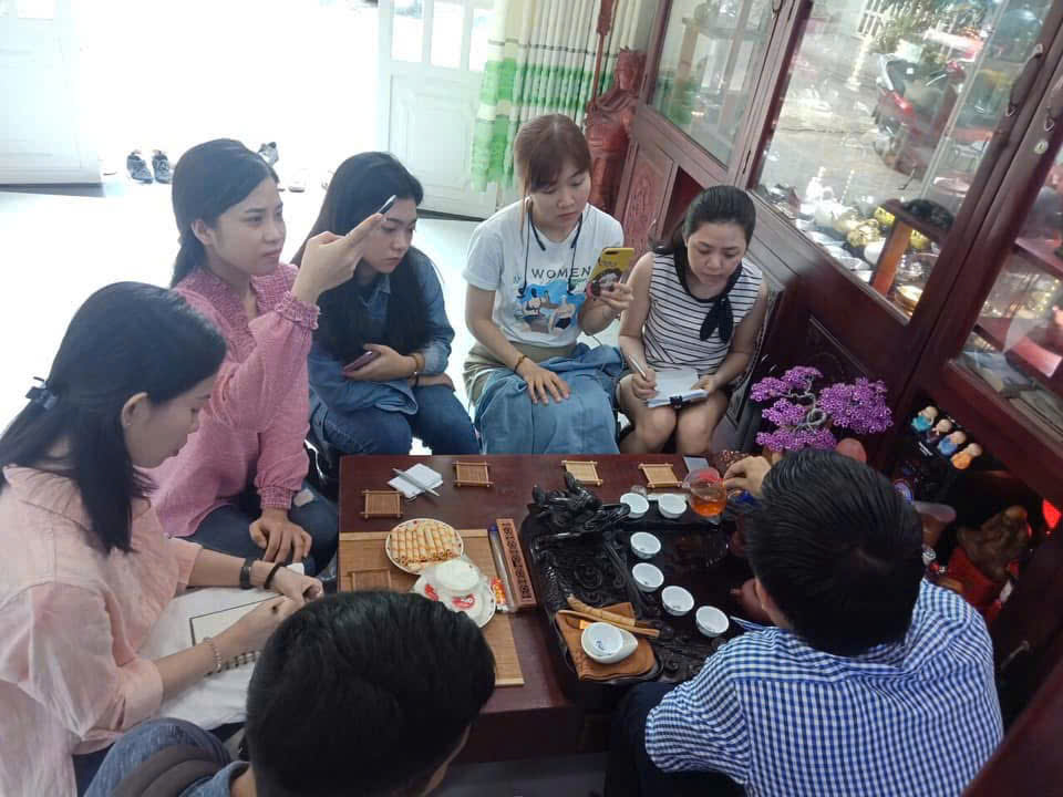 Hành Trình Trà Cổ: Người Sài Gòn Và Kho Báu Trà Phổ Nhĩ Song Hỉ Phúc 1999