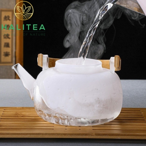 Ấm Thủy Tinh Quai Tre Cao Cấp 900ml