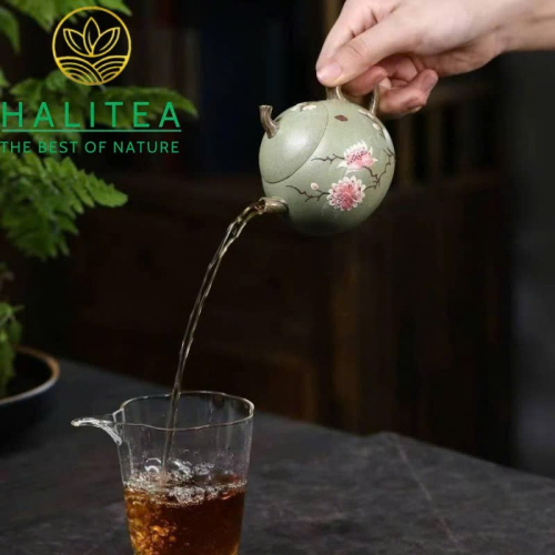Ấm Tử Sa Dáng Cà Đoạn Đậu Thanh Sa Hoạ Tiết Hoa Đào 160ml