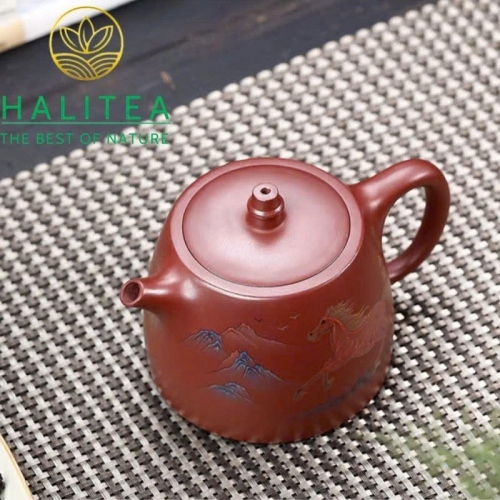 Ấm Tử Sa Hán Đạc Huyết Long Sa Mã Đáo Thành Công 450ml