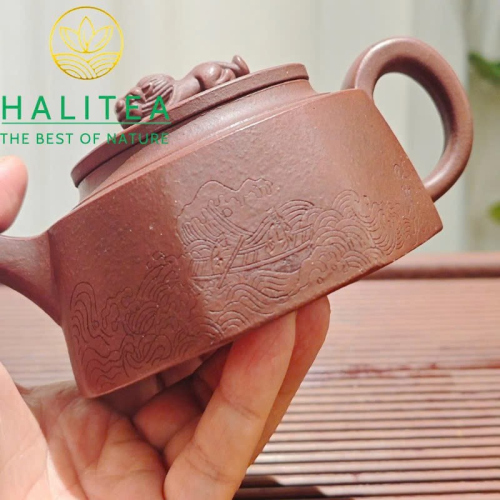 Ấm Tử Sa Lãng Hoa Sư Vương 320ml – Huyết Long Sa Trần Phủ Thủ Công