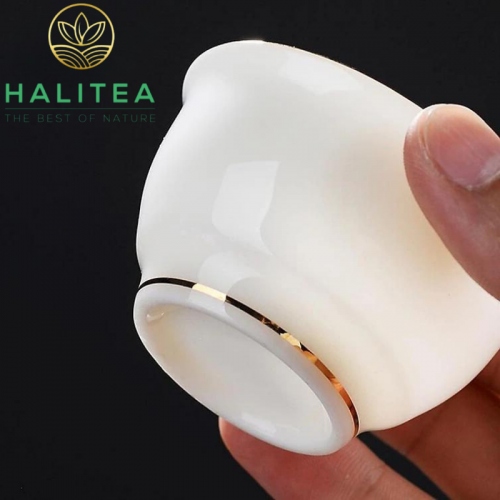 Chén Trà Sứ Cảnh Đức Trắng Viền Vàng 50ml