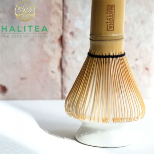Đế Sứ Gác Chổi Đánh Trà Matcha