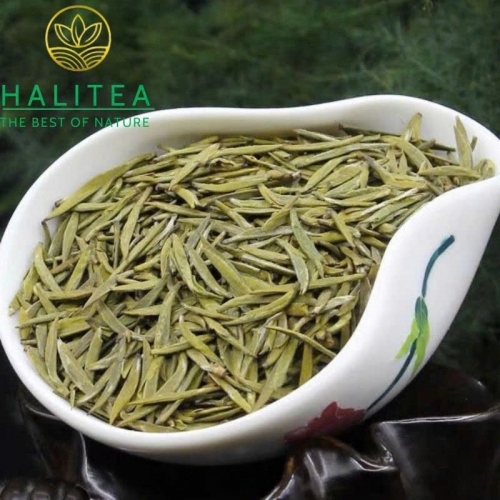 Hoàng Trà Mông Đỉnh Hoàng Nha - Hộp Quà Tặng Gỗ Cao Cấp 120gr/Hộp/12Lon