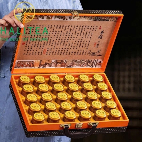 Hồng Trà Kim Tuấn Mi Cống Phẩm – Hộp Quà Kim Hoàng 250g