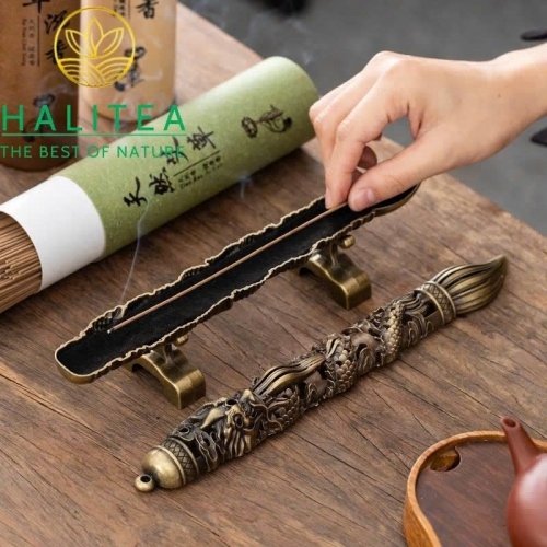 Lư Hương Xông Trầm Nằm Kim Bảng Đề Danh – Long Bút Hợp Kim Cao Cấp