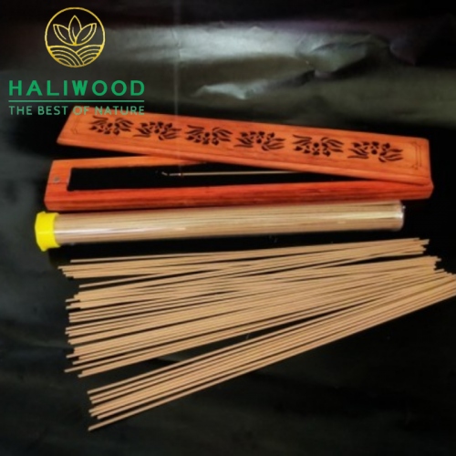 Nhang Không Tăm Trầm Hương Quảng Nam Thiên Nhiên Ống 20gr