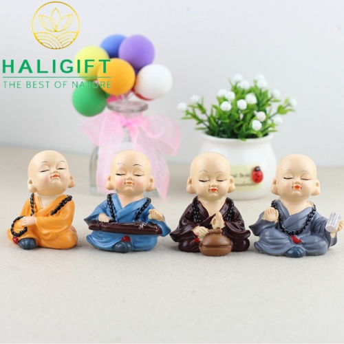 Set 4 Tượng Chú Tiểu Đeo Vòng