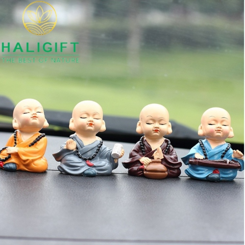 Set 4 Tượng Chú Tiểu Đeo Vòng