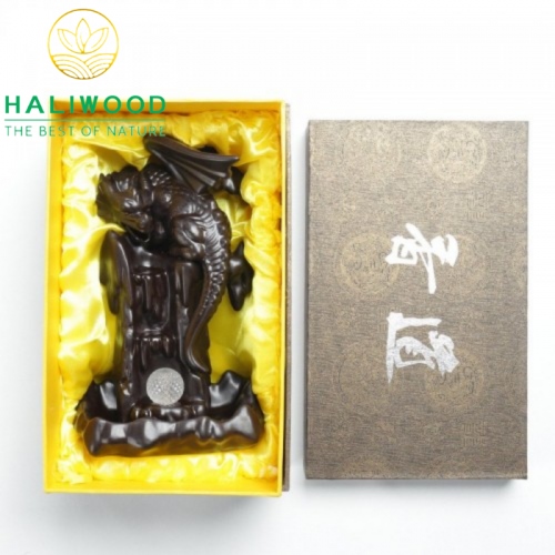 Thác Khói Trầm Hương Rồng Phương Tây Nhả Khói TKRPT50