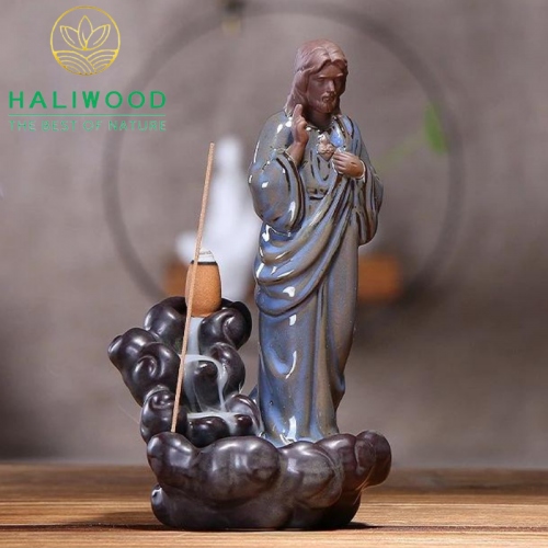 Thác Khói Trầm Hương Tượng Đức Chúa Giêsu