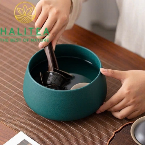 Thuyền Trà Gốm Sứ Tối Giản – Phụ Kiện Bàn Trà Thanh Nhã