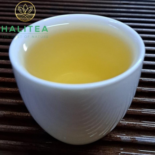 Trà Bánh Bạch Mẫu Đơn Tây Côn Lĩnh Hà Giang 300gr/bánh - Hộp Thiếc Đỏ