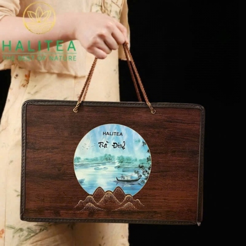 Trà Đinh Đặc Cấp Tân Cương Thái Nguyên – Hộp Gỗ Hũ Sứ Cao Cấp HALITEA 300g