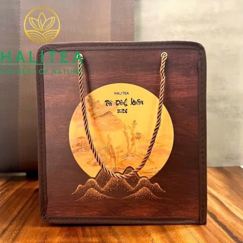 Trà Đinh Xuân 2026 Đặc Cấp Tân Cương Thái Nguyên – Hộp Gỗ Hũ Sứ Cao Cấp HALITEA