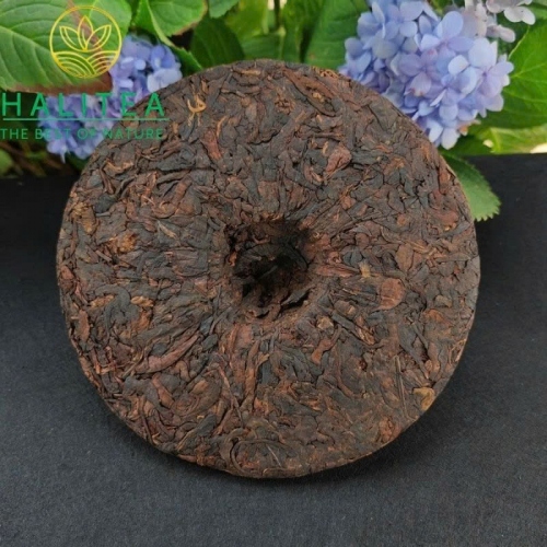 Trà Phổ Nhĩ Chín Mãnh Hải Trung Hoành Ấn Vàng – Bánh 357g
