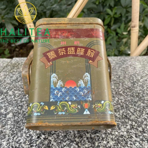 Trà Phổ Nhĩ Chín Ông Long Thịnh Thập Niên 1980 – Hộp Thiếc Cổ 500g