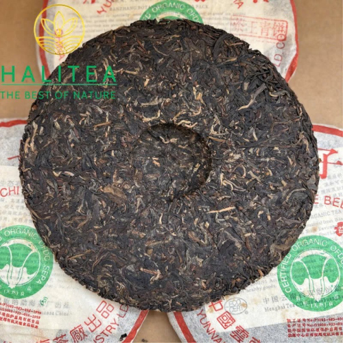 Trà Phổ Nhĩ Sống Đại Ích Trà Vương Thanh Bính 2002 – Mãnh Hải 357g