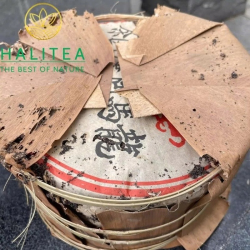 Trà Phổ Nhĩ Sống Long Mã Đồng Khánh 1970s – Bánh 357g
